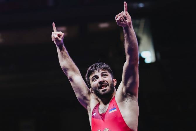 عضو منتخب أرمينيا بالمصارعة الرومانية كارن أصلانيان يحرز بطولة التصنيف العالمي للألعاب الأولمبية في 
بلغاريا