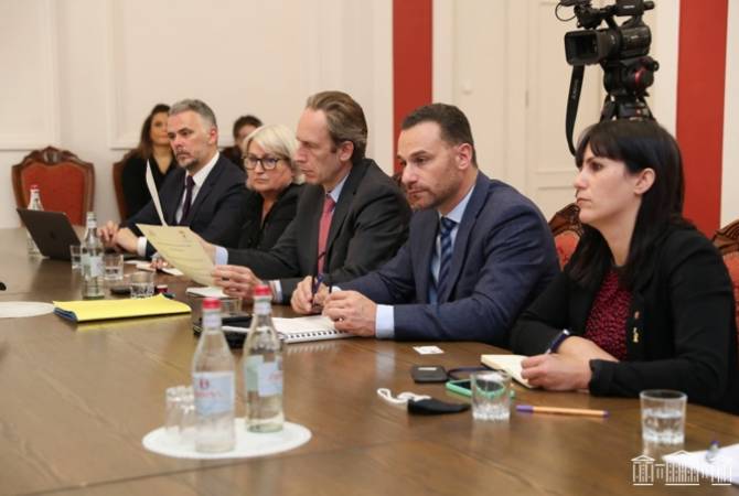 Вице-спикер НС приняла делегацию Парламентской ассамблеи Франкофонии 

