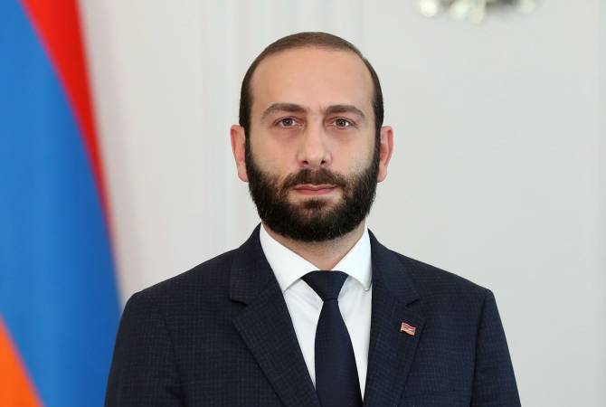 La délégation arménienne dirigée par le Président du Parlement part en visite officielle en 
Lituanie