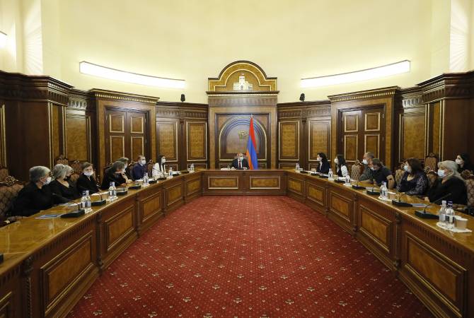 L'enquête sur la première affaire criminelle est terminée.Pashinyan rencontre les proches des 
militaires décédés 

