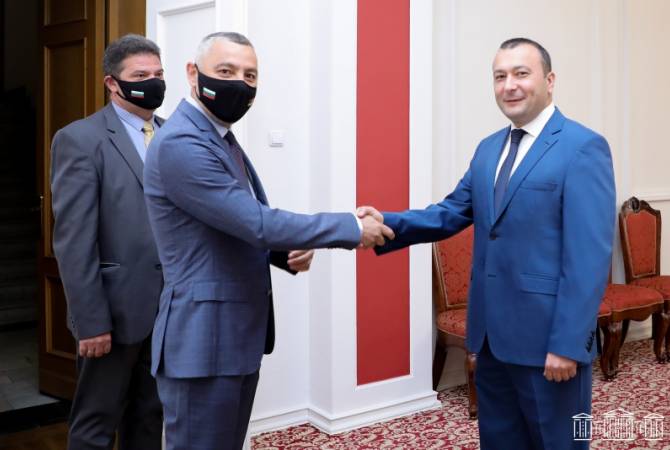 Вице-спикер НС и посол Болгарии в Армении подчеркнули важность расширения 
двусторонних отношений

