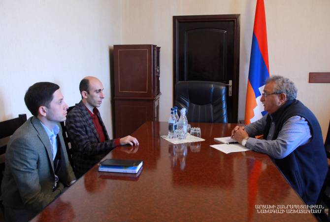 Артак Бегларян с Алеком Багдасаряном обсудил ряд социальных и образовательных 
проектов