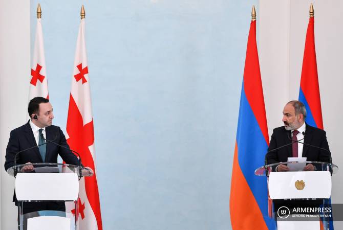 Փաշինյանը Վրաստանի վարչապետի հետ հանդիպմանը կարևորել է զգայուն հարցերի 
շուրջ հավասարակշիռ դիրքորոշման պահպանումը

 