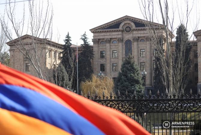 Extraordinary session kicks off at the Armenian parliament