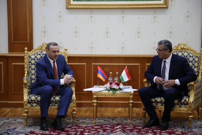 Հայաստանի ԱԽ քարտուղարը Տաջիկստանի գործընկերոջը ներկայացրել է հայ-
ադրբեջանական սահմանին առկա իրավիճակը