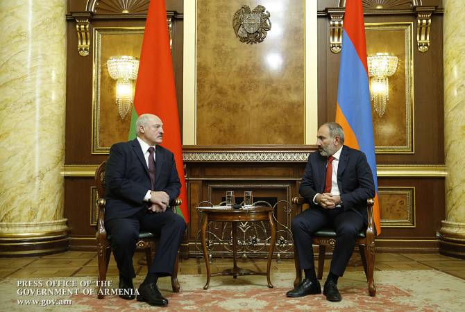 Pashinyan, Lukashenko discuss Armenia-Azerbaijan border situation
