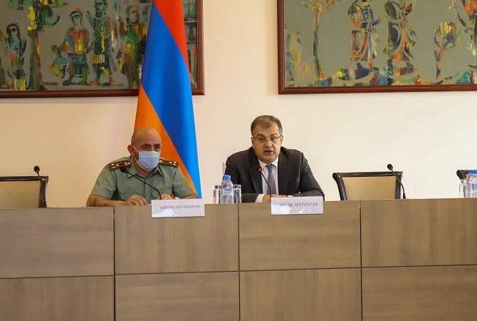 Замминистра ИД провел встречу с руководителями аккредитованных в Армении 
дипмиссий

