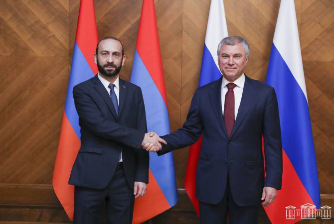 رئيس البرلمان الأرميني يلتقي بموسكو  بنظيره الروسي وبحث خرق أذربيجان للاتفاقيات وعدم إعادة 
الأسرى والتعدي على أرمينيا   