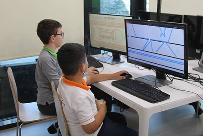 Ucom Digital Lab-ի սաները շարունակում են բարձրակարգ տեխնիկական կրթություն 
ստանալ 