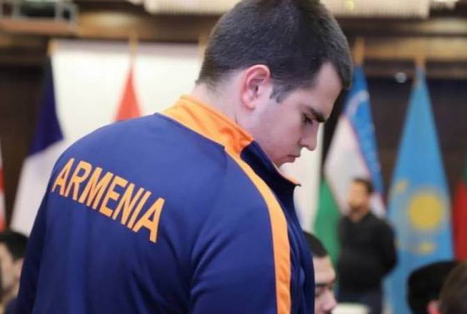 كروسماستر الشطرنج وعضو منتخب أرمينيا هوفانيس كابوزيان ينال تذكرة اشتراك بكأس العالم بعد تغلبه 
على التركي سانال فهاب
