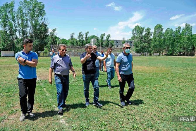  Руководство ФФА посетило Вайоцдзорскую область, ознакомилось с состоянием стадионов 