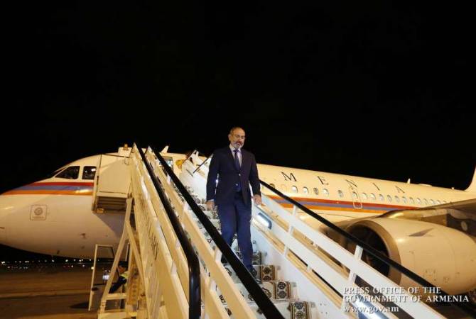 الوفد الذي يرأسة رئيس الوزراء الأرميني المؤقت نيكول باشينيان يصل إلى فرنسا في زيارة عمل