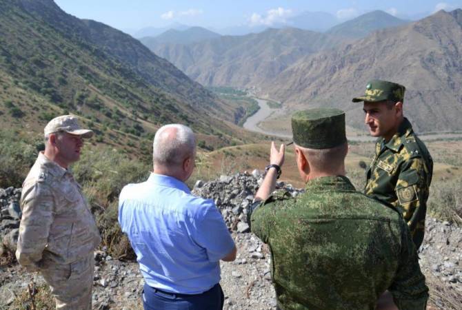 L'ambassadeur de Russie a visité l'unité des gardes-frontières du Service fédéral de sécurité de 
Russie à Meghri