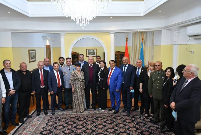 Между Диаспорой и РА не должно быть стен. Встреча президента РА   с  армянской 
общиной Нур-Султана