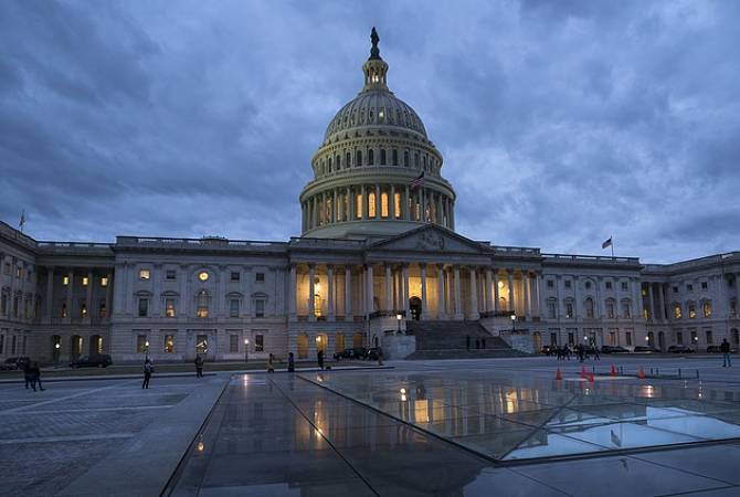 أعضاء مجلس الشيوخ الأمريكي الكبار يطالبون إجابة من بايدن للتنازل عن القيود المفروضة على 
المساعدات الأمريكية إلى أذربيجان