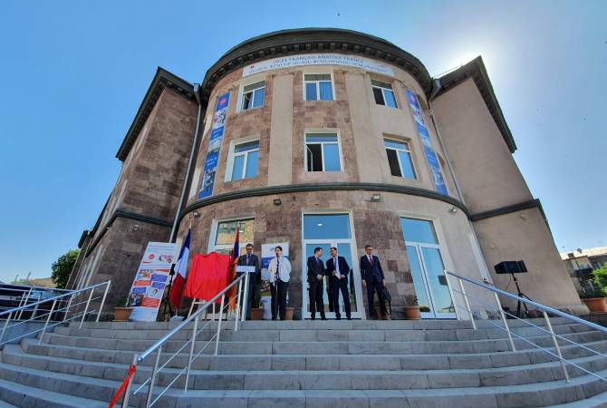 Les nouveaux locaux du Lycée français Anatole France inaugurés en Arménie