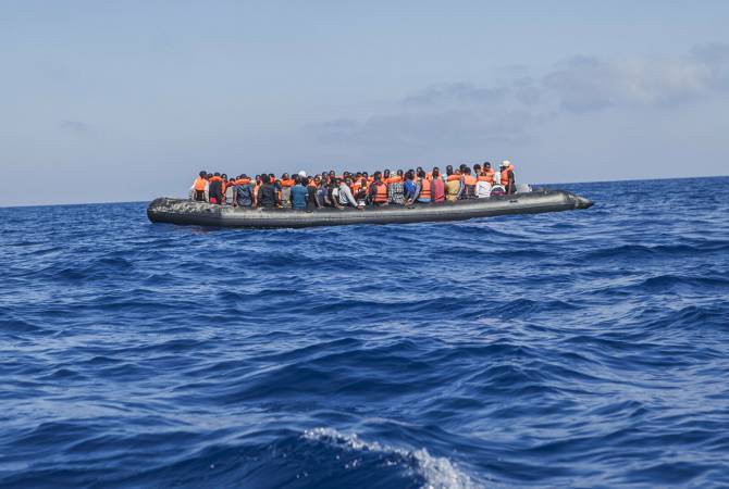 Судно с 250 мигрантами затонуло у берегов Йемена