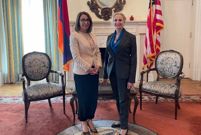 نائبة وزير العدل الأرميني بالإنابة كريستين كريكوريان تلتقي مسؤولين أمريكيين بواشنطن وبحث التعاون 
بين البلدين 