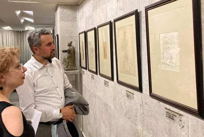 В музее Ерванда Кочара открылась выставка «Магические пересечения кочаровской 
линии»

