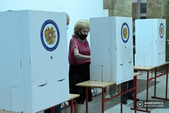 ЦИК опубликовала списки избирателей, принявших участие во внеочередных 
парламентских выборах

