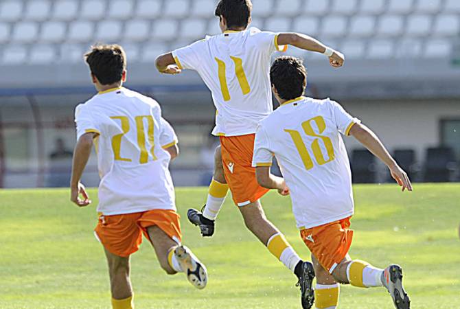 منتخب كرة القدم أرمينيا تحت 16 عام يواصل عروضه الناجحة بالبطولة الدولية بيريفان وبعد فوزه على لبنان 
يفوز على قيرقزستان