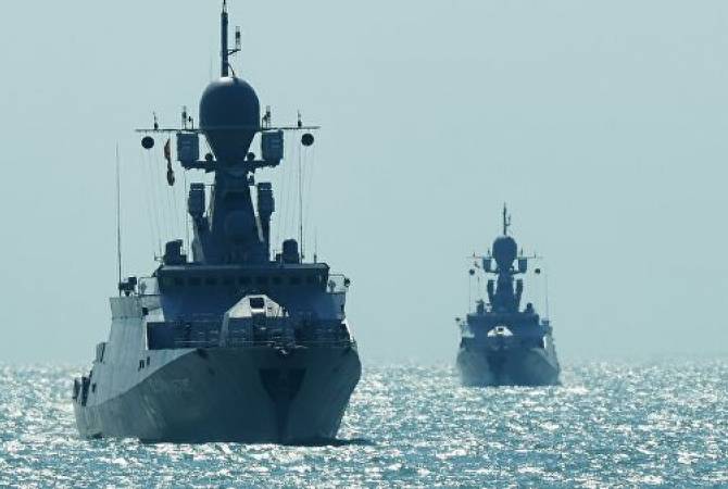 Ռուսական նավերը նախազգուշական կրակ են արձակել բրիտանական Էսկադրային ականակրի ընթացքի ուղղությամբ
