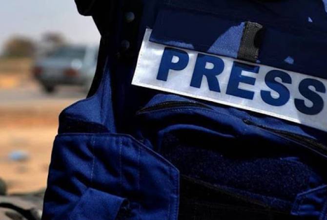 Три человека погибли в результате ДТП с автобусом с журналистами в Иране

