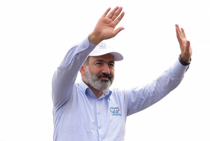 مجلس الأرمني- الفرنسي يهنّئ نيكول باشينيان على فوز حزب «العقد المدني» في الانتخابات البرلمانية 
الأرمينية