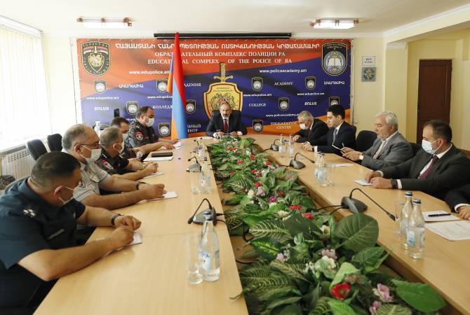 Pashinyan visits Educational Complex of Police ahead of upcoming launch of new patrol service