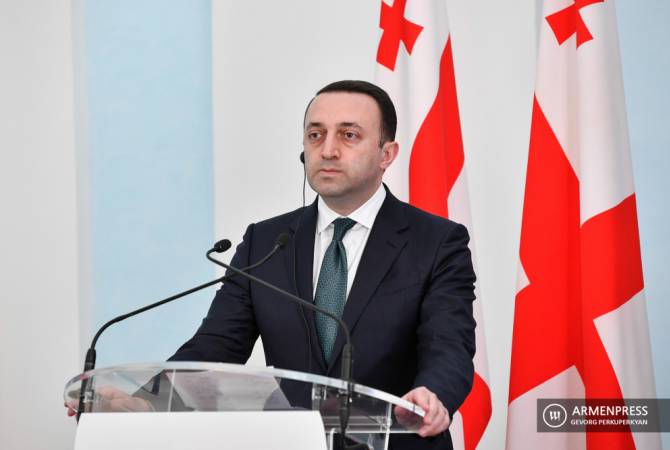 	Гарибашвили заявил о готовности Грузии быть посредником между Арменией и 
Азербайджаном 

