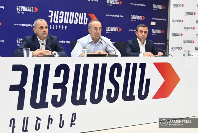 Блок «Армения» в ближайшие дни обратится в Конституционный суд

