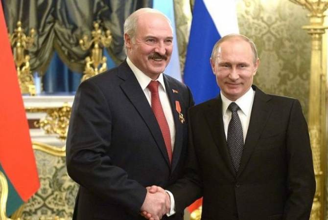 Putin congratulates Lukashenko on Independence Day