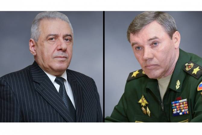 Armenian Defense Minister, Chief of General Staff of Russian Armed Forces discuss Armenia, 
Azerbaijan border situation