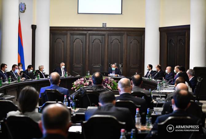الشركات الدولية بما في ذلك من الشتات الأرمني سيشتركون بالمشاريع القادمة في أرمينيا-باشينيان 
بجلسة مجلس الوزراء-