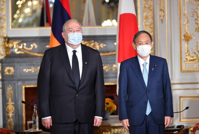Armenian President meets Japanese PM in Tokyo, discusses cooperation opportunities