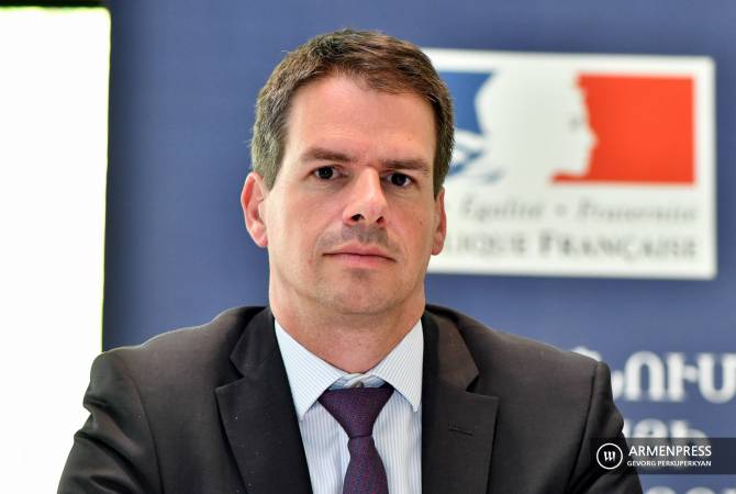 Посол Франции коснулся вероятности оказания Армении содействия в оборонной сфере