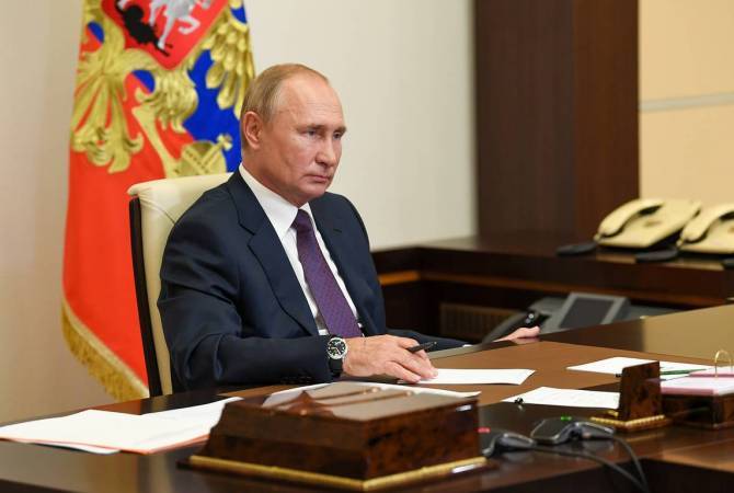 الرئيس الروسي فلاديمير بوتين يناقش في جلسة لمجلس الأمن الروسي الوضع بالحدود الأرمينية-
الأذربيجانية بعد العدوان الأذري
