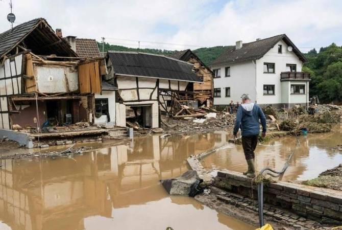 Число жертв наводнения в Германии превысило 180

