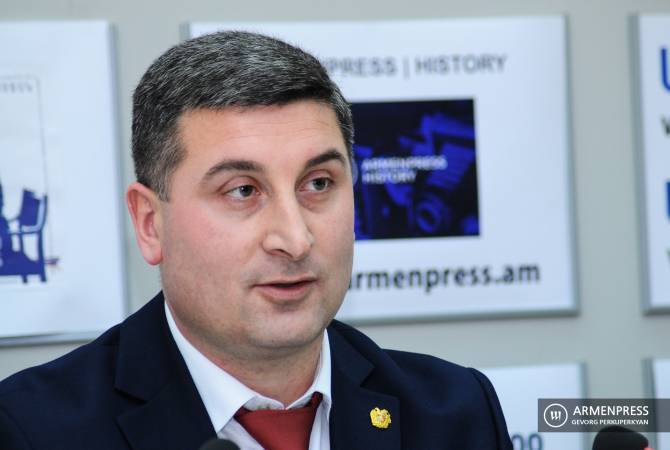 Гнел Саносян освобожден от должности губернатора Гегаркуникской области 

