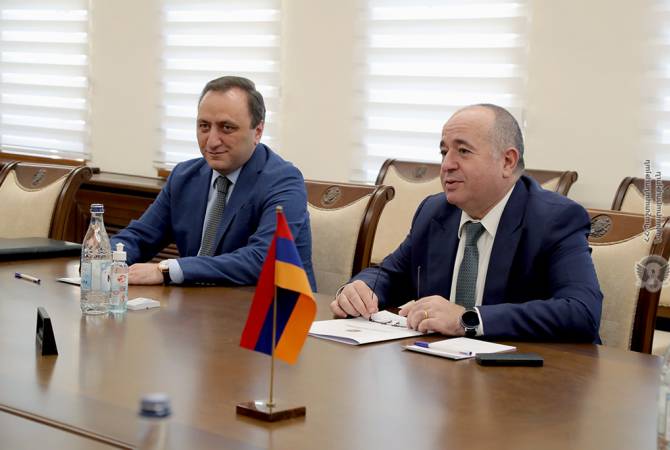 Arşak Karapetyan, Rusya Büyükelçisi ile askeri-politik işbirliğine ilişkin çeşitli konuları görüştü
