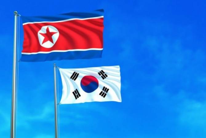 СМИ: КНДР первая предложила Южной Корее восстановить каналы связи

