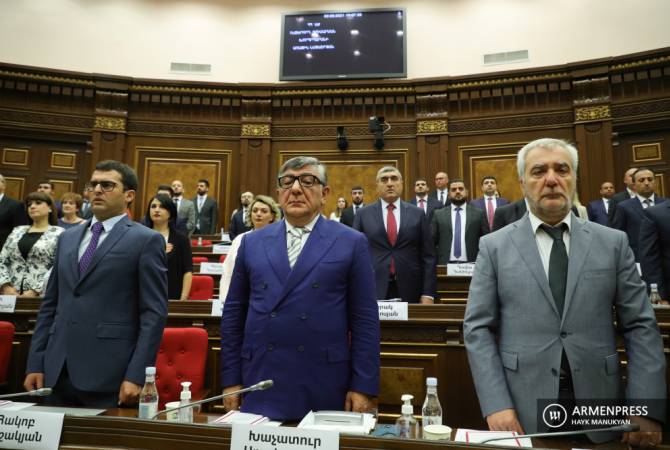 Armenian parliament observes minute of silence in memory of innocent victims of Yazidi 
Genocide
