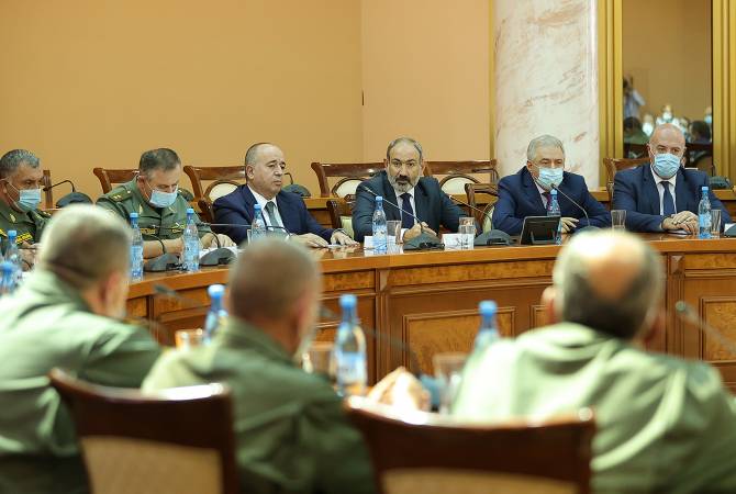 PM Pashinyan introduces newly appointed Defense Minister, highlights speedy reforms in Armed 
Forces