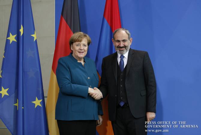 L'Allemagne est prête à accompagner la République d'Arménie sur la voie des réformes: Angela 
Merkel à Nikol Pashinyan