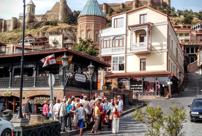 Минздрав Грузии не связывает ухудшение эпидситуации в стране с туризмом
