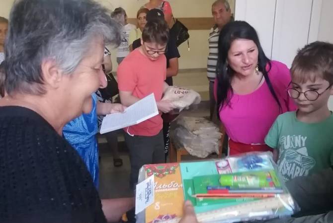Армянка, проживающая в Люксембурге, реализует благотворительные программы в 
школах Севана
