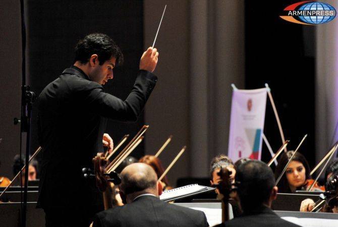 أوركسترا الدولة السيمفونية الأرمينية بقيادة المايسترو سيرغي سمباتيان ستشارك في مهرجان دبي 
العالمي إن كلاسيكا