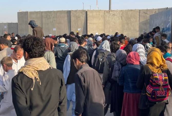 L'EI frappe l'aéroport de Kaboul