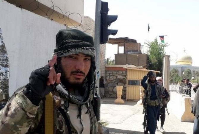  Франция наладила связь с талибами, чтобы  организовать  эвакуацию своих  граждан из 
Афганистана 