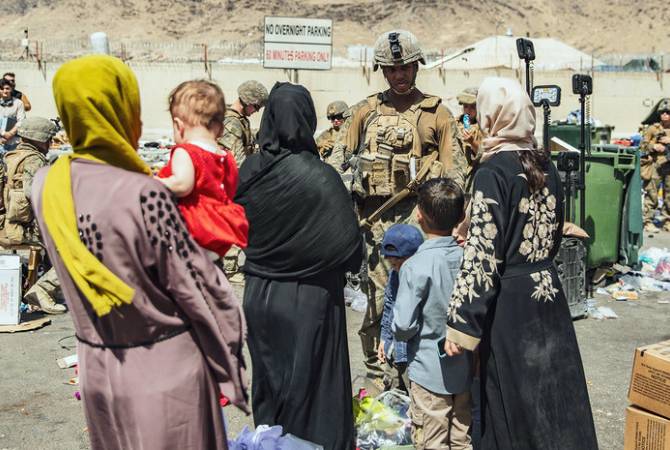 Газета «Айастани Анрапетутюн»: Гуманитарный кризис в Афганистане и в мире

